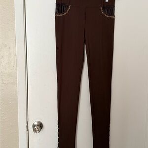 Gucci Brown Leggings with Chain Accent